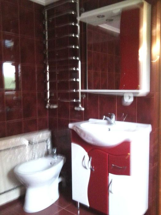Продаж сучасного будинку 281 м² з панорамною терасою, каміном та видом на місто!