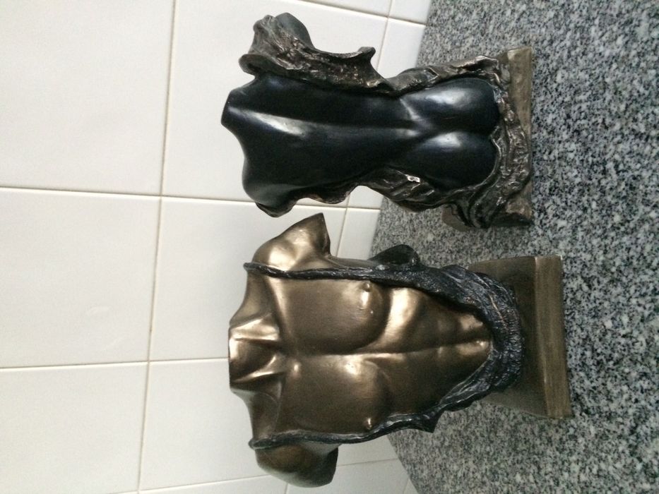 Bookend in Marfilite