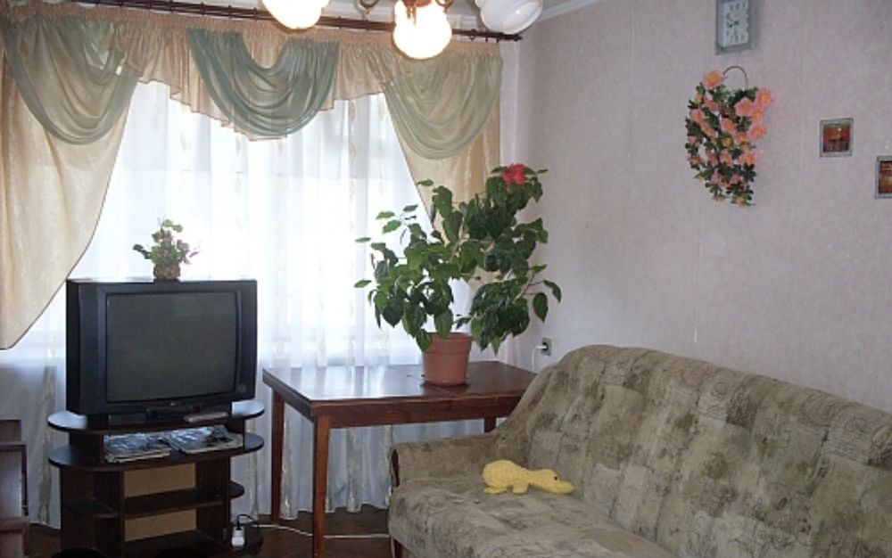 Продам 3 квартиру. Центр ( Пл.Б. Хмельницького)