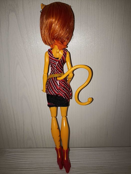 Ghouls alive Toralei Stripe Monster high