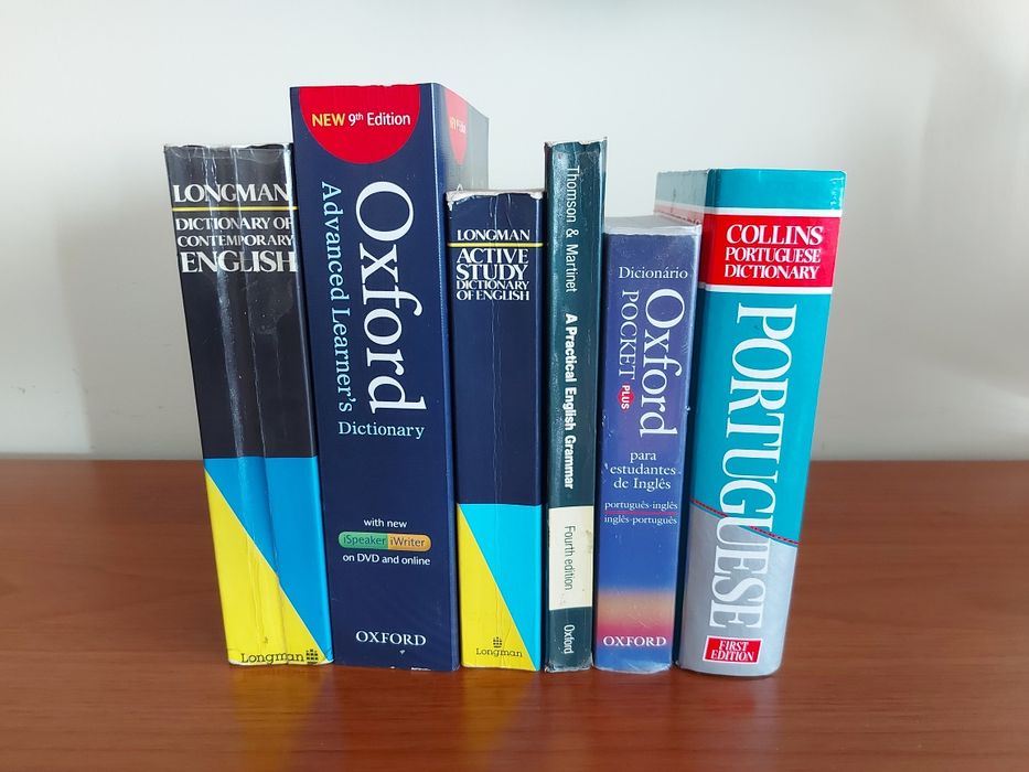 Inglês: conjunto de dicionários e gramática