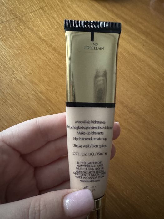 Тональний крем Estee Lauder Futurist