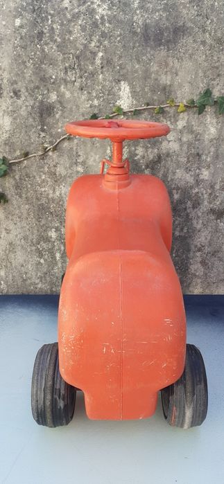 Brinquedo Português? Triciclo