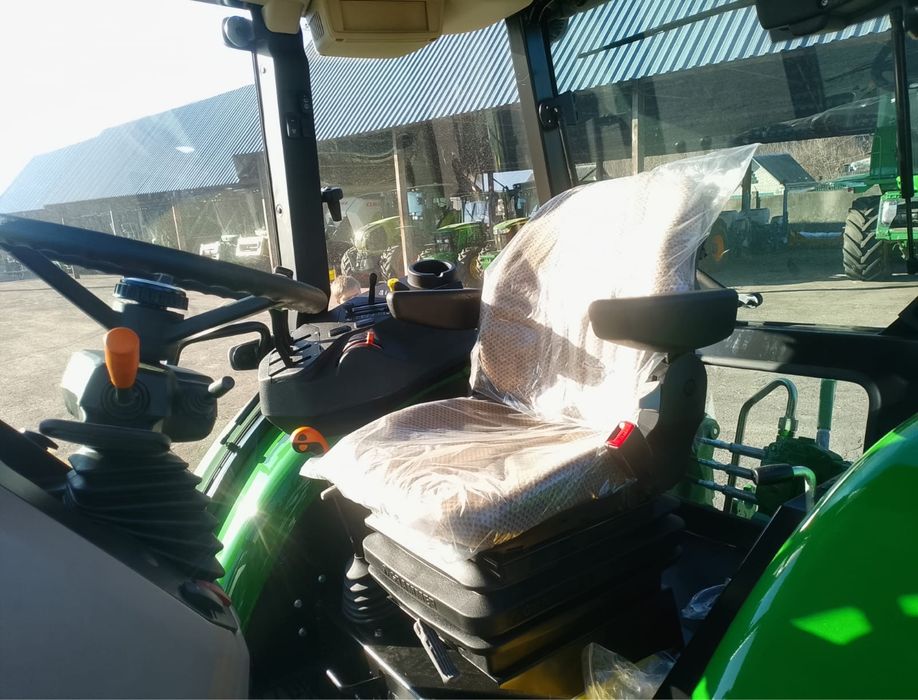Трактор John Deere 6110B 2025 Новий