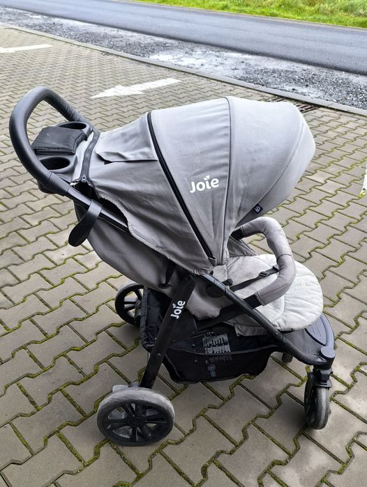 Wózek spacerowy Joie