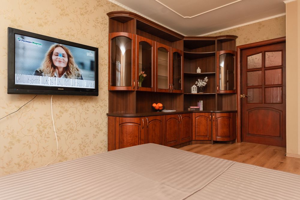 Оренда квартири подобово / погодинно. Стандарт 3 кім. Троїцька