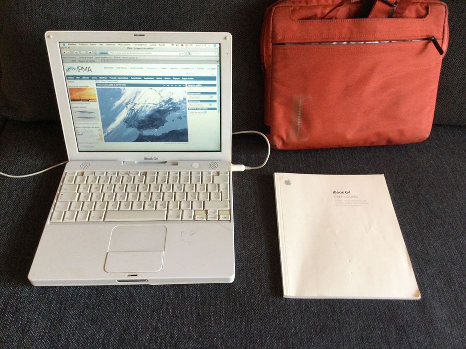 Computador IBook G4 da Apple