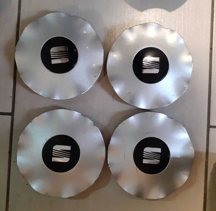 Dekielki Seat komplet