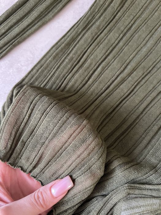 Напівпрозорий лонгслів від Gap