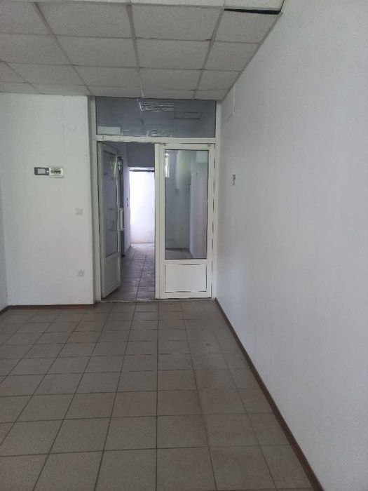 Продается офисное помещение на ул. Парусная