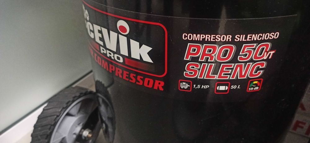Compressor vertical 50L silencioso