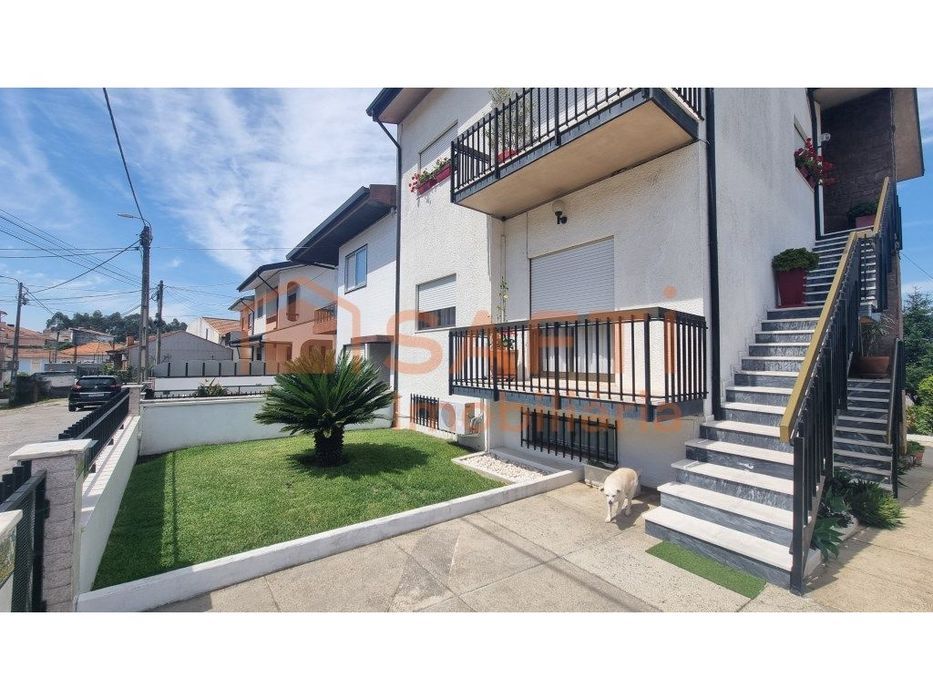 Andar Moradia T3 + Piso Independente + Jardim | Fânzeres