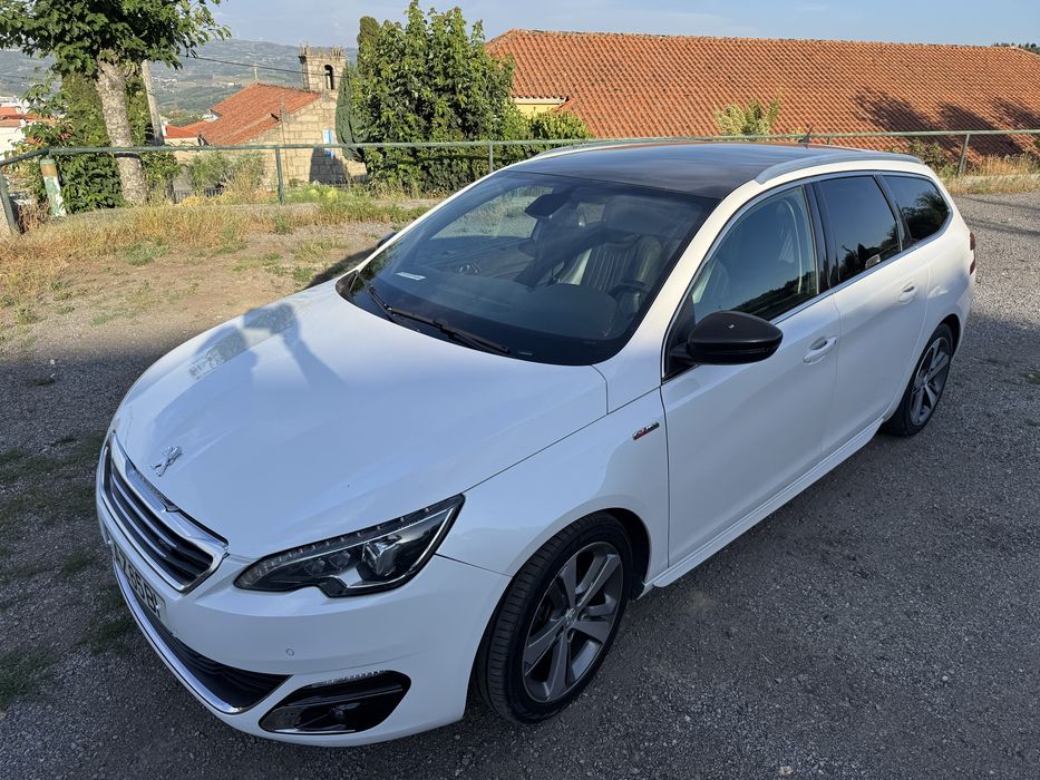 Peugeot 308 SW GT Line 1.6 HDi Auto | Teto Panorâmico • Pele