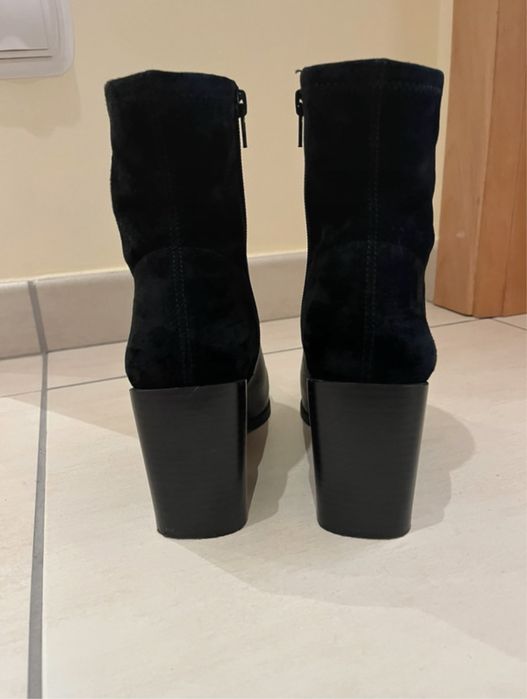 Botins em pele Aldo