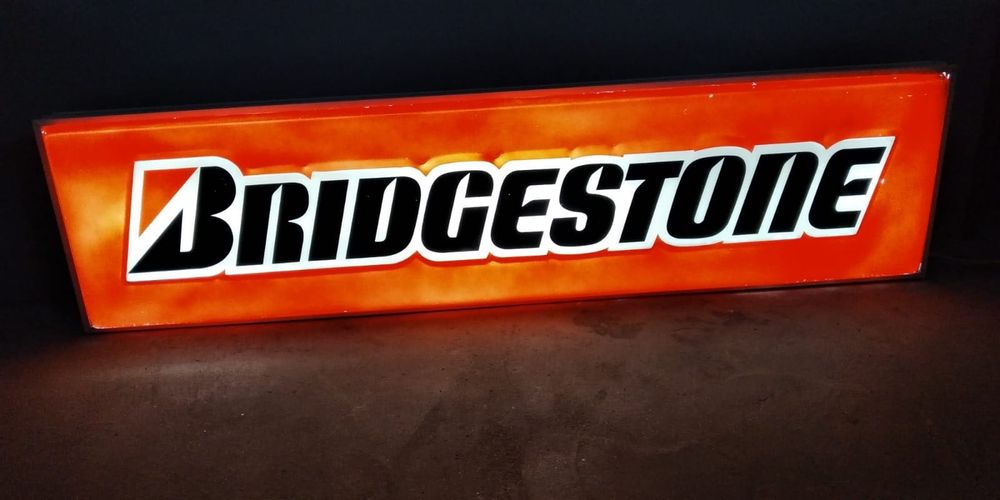 Grande reclame  iluminado  Bridgestone vintage