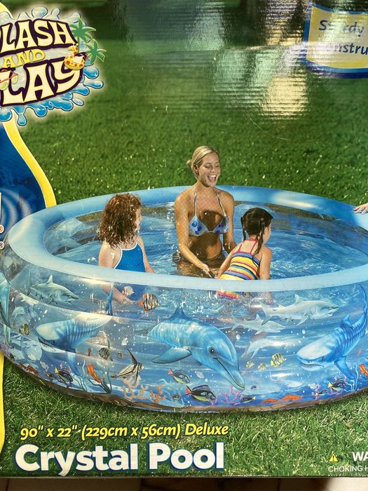 Piscina Crystal Pool