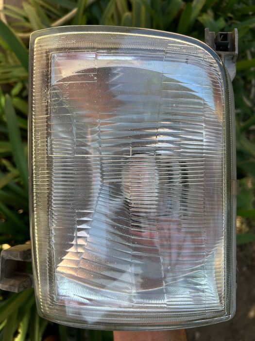 Faróis nissan D22 1998