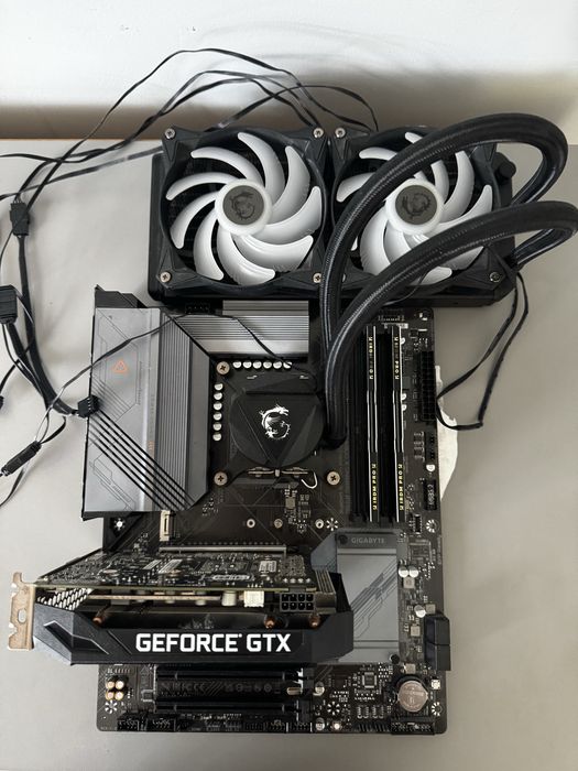 Zestaw upgrade: 12400f b660 AIO 240mm 16GB Gtx1660