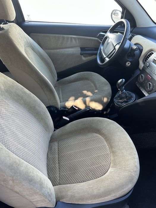 Lancia Ypsilon 1.2 16v argento