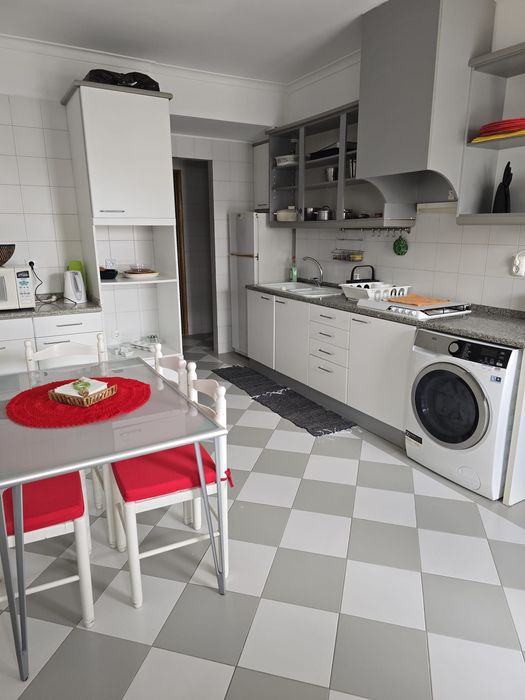 Quarto para alugar na PORTELA