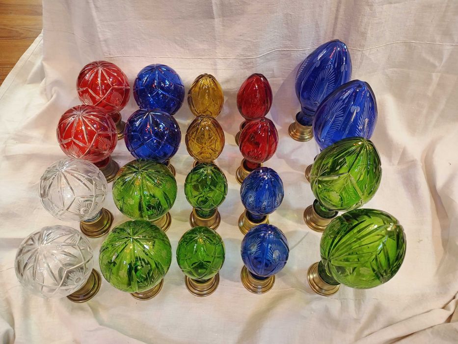 Bolas Pinhas Coloridas Decorativas