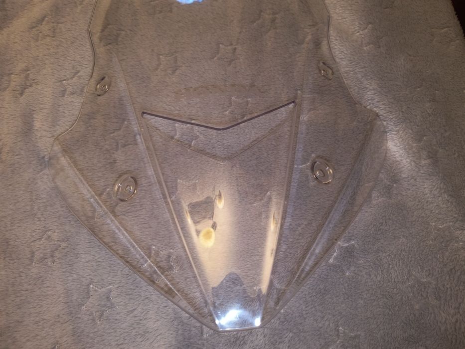 Продам оригінальне вітрове скло Honda