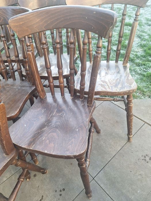 Sprzedam krzesła 8 szt