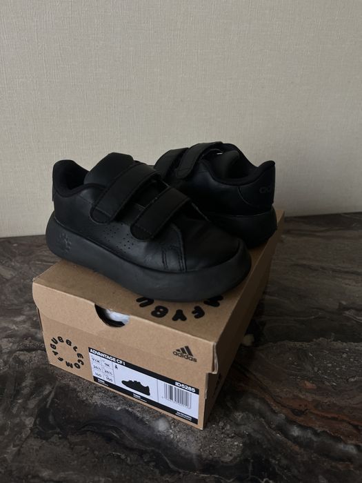 Детские кроссовки adidas