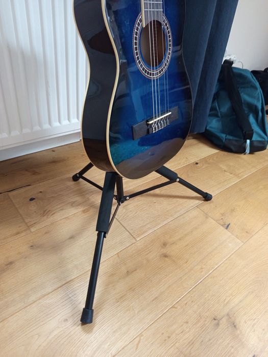 Stojak na gitarę
