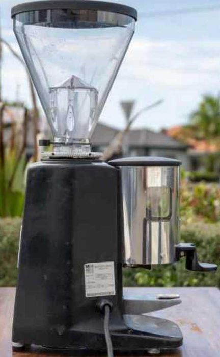 młynek do kawy Mazzer Super Jolly Automatic