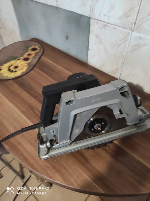 Продам пилу дисковую