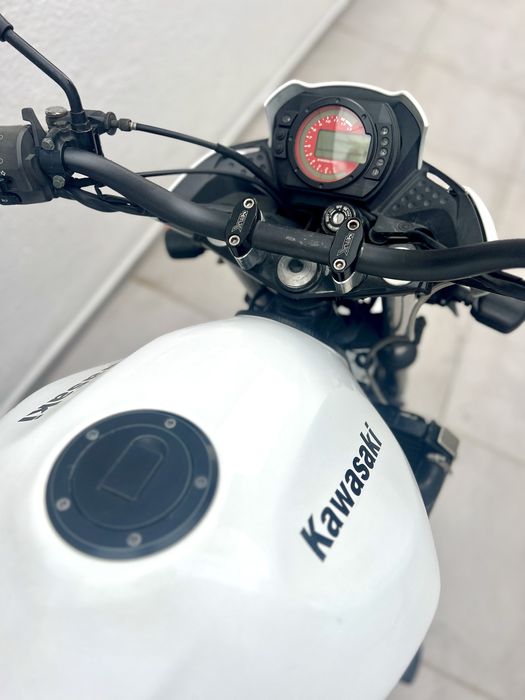 Kawasaki Z750 - Top