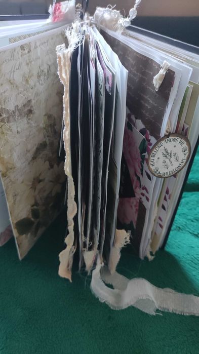 Junk jurnal, motyw kwiatowy