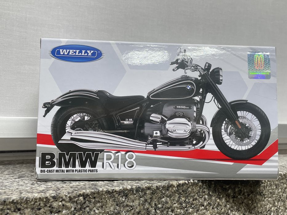 Mota bmw r18 escala 1:12