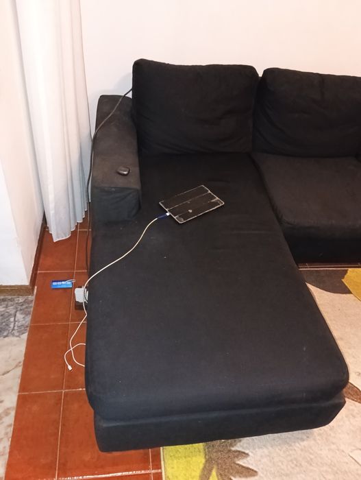 Sofá com chaise long