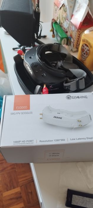 Óculos FPV Eachine EV300D