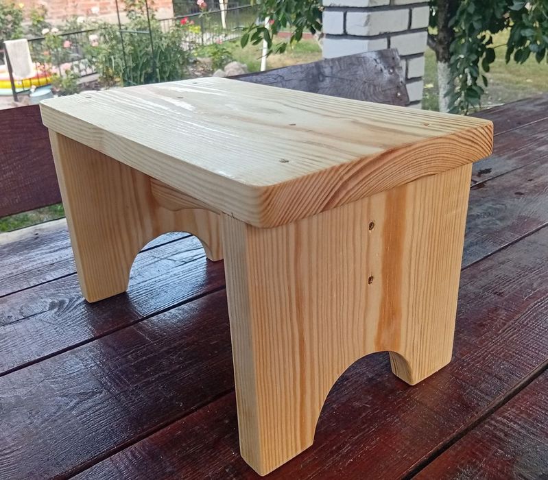 Подставка для ног, табурет, скамейка, стульчик. Деревянная