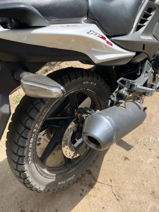 Продам мотоцикл Ліфан кпр200