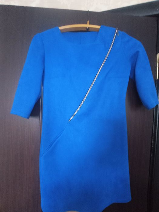 Сукня Синя  в хорошому стані.