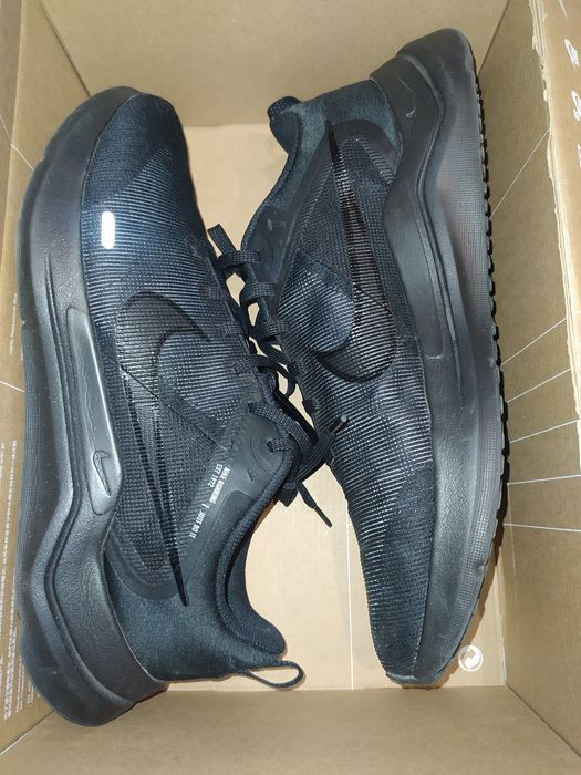 Нові кросівки Nike downshifter12,оригінальні, по ціні б.в. розмір 44
