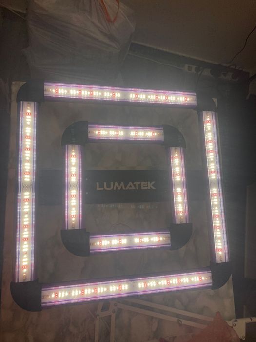 Led novo (hidroponico) Attiz Lumatek