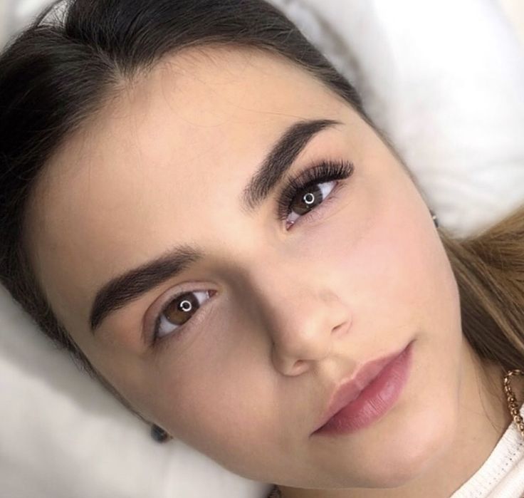 АКЦИЯ!500грн Наращивание ресниц.Напыление бровей.Окрашивание и модели