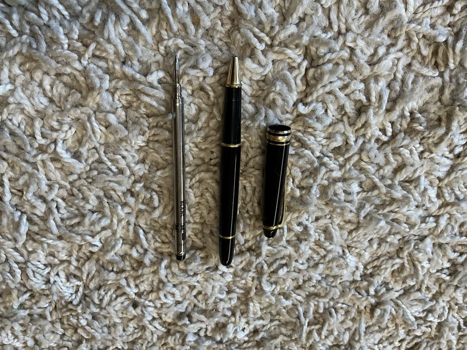 Ручка шариковая Montblanc.