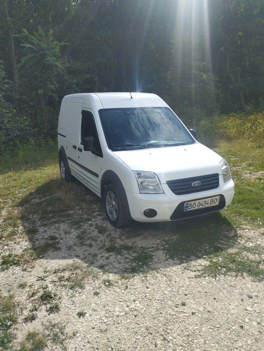 Ford trsnzit konekt 2012