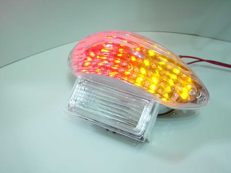 Farolins traseiros LED com piscas Suzuki Hayabusa 99-07