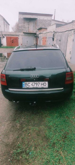 Автомобіль Audi A6 C5 2,5 дизель автомат 2003 року