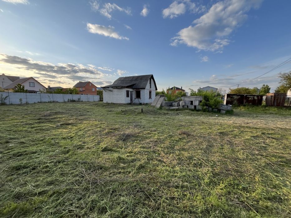 Земельна ділянка під забудову  в Старий Білоус.