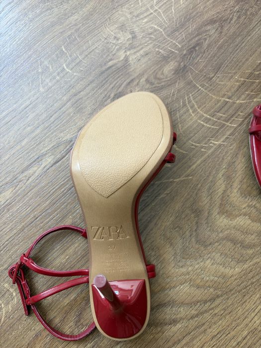 Sandalias Zara 37