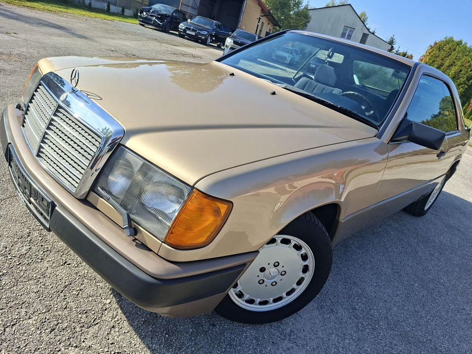 Mercedes-Benz W124
