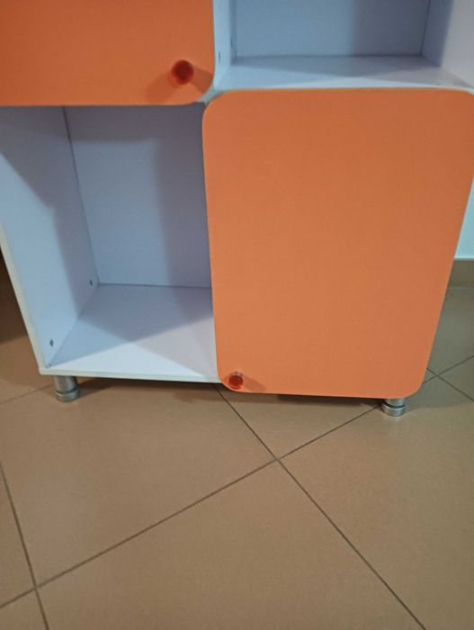 Estante quarto de criança